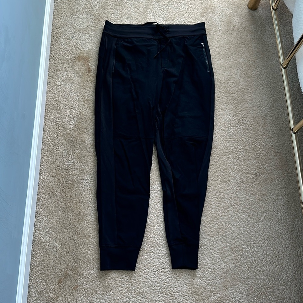 Athleta Headlands Hybrid Jogger